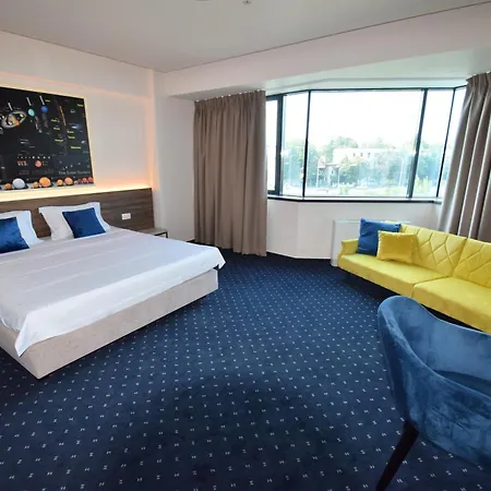 Kepler Hotel 3*